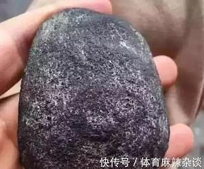 来例假难受的说说心情短句子25句